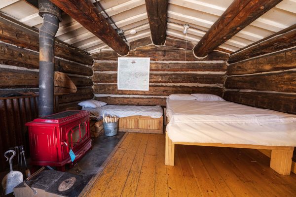 Summit Huts Kens Cabin Fireplace Beds
