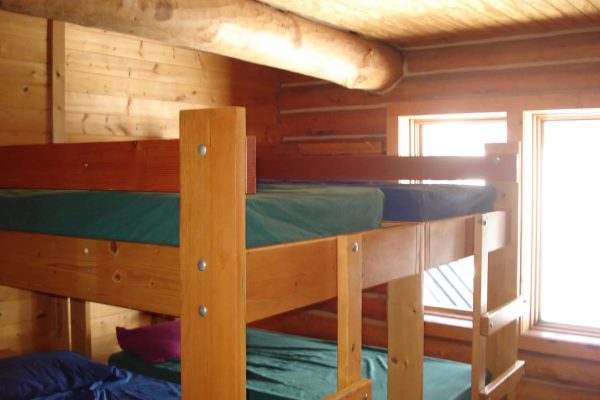 SummitHuts-JanetsCabin-upstairs-bedroom-4